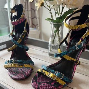 Nine West Snakeskin Strappy Stillos Size 7.5